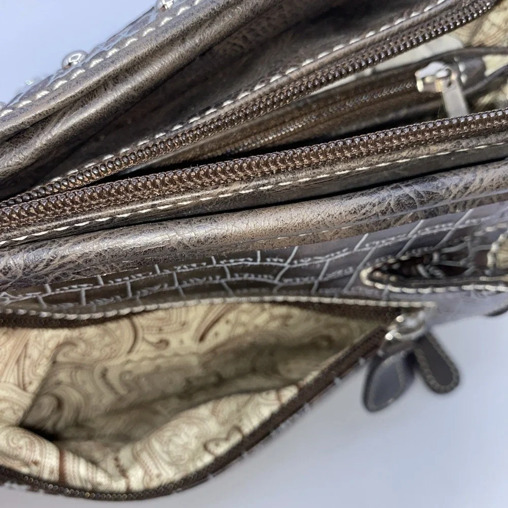 Blazin Roxx Concealed Carry Purse Handbag Studded N7530827 Pockets Bling Western